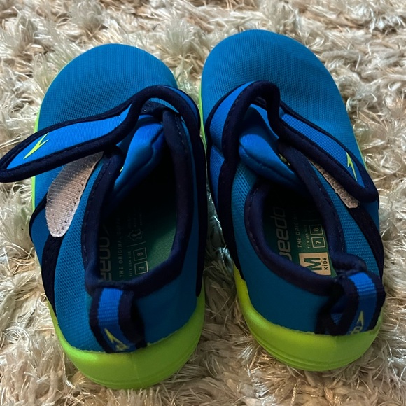 Little kids water shoes - Picture 4 of 7